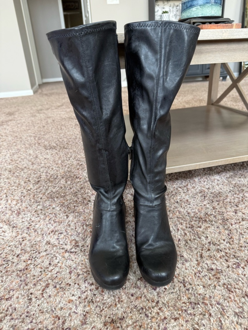Black Knee-High Women's Man Made Leather  Boots - Classic Riding Style